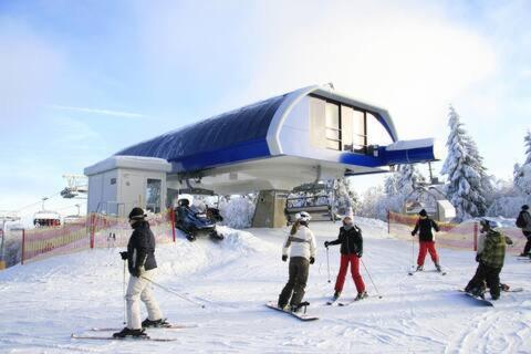 Haus Astenblick In Winterberg Fuer Bis Zu 35 Personen Fuer Wanderveranstaltungen Und Familienfeiern Kültér fotó